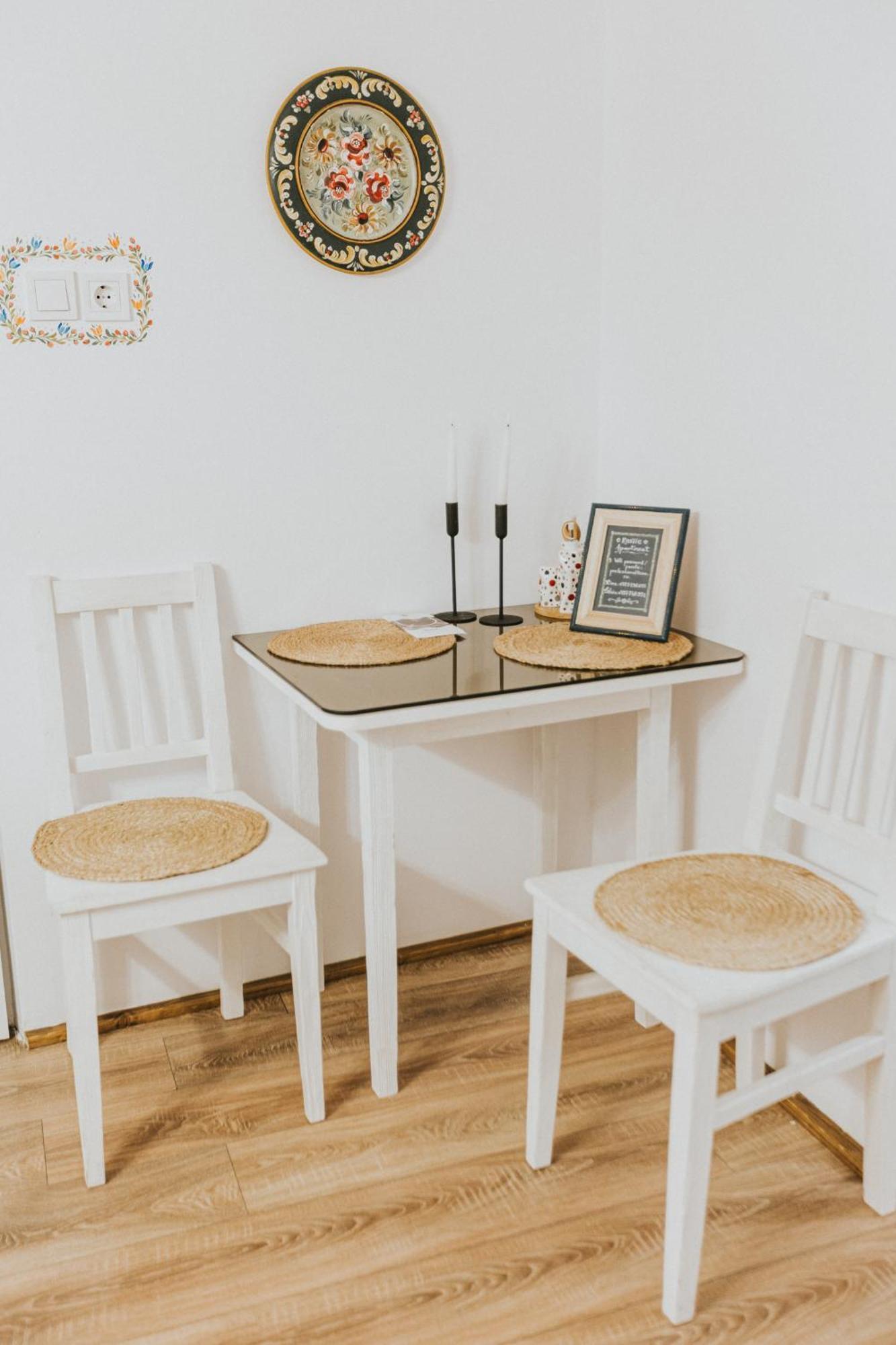 Republicii Rustic Apartament In Brasov City Center מראה חיצוני תמונה