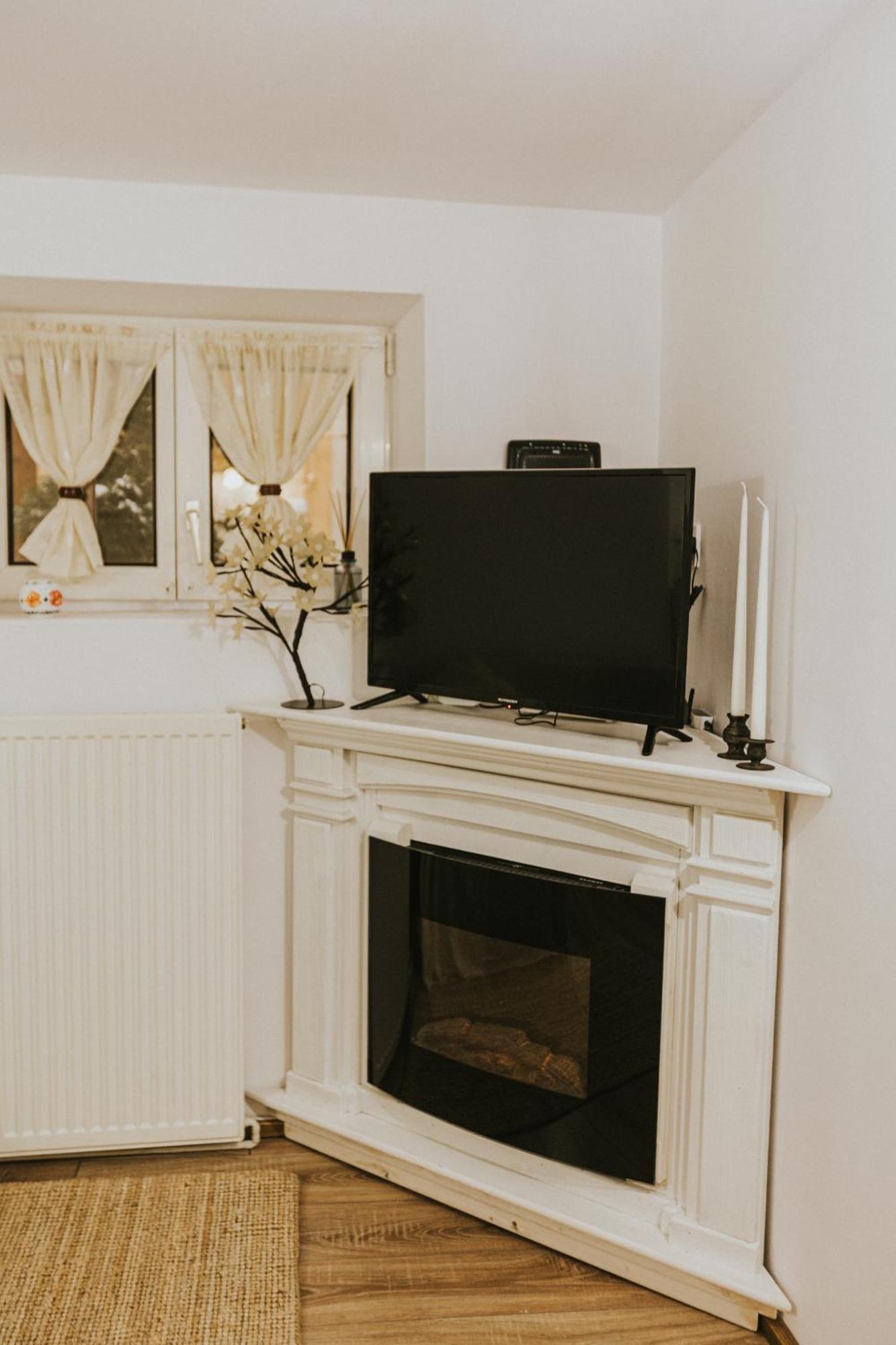 Republicii Rustic Apartament In Brasov City Center מראה חיצוני תמונה