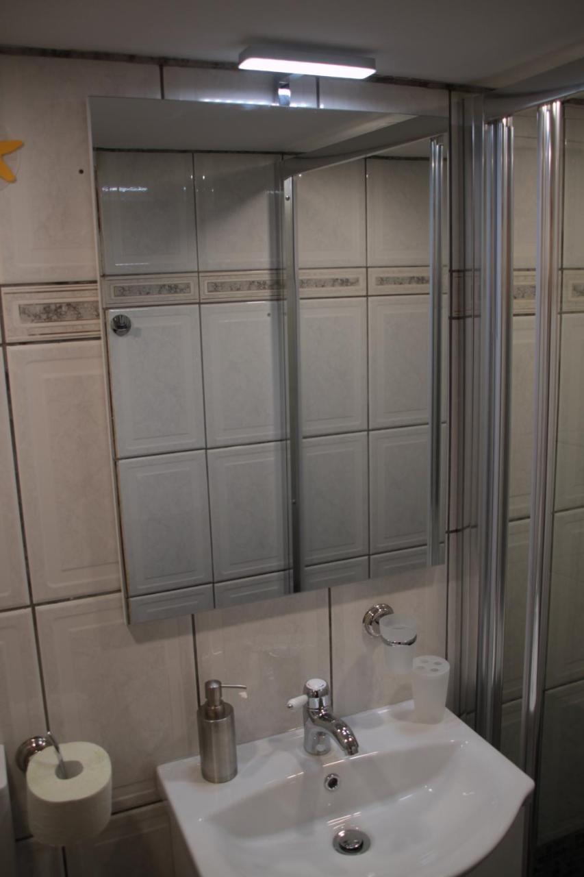 Republicii Rustic Apartament In Brasov City Center מראה חיצוני תמונה