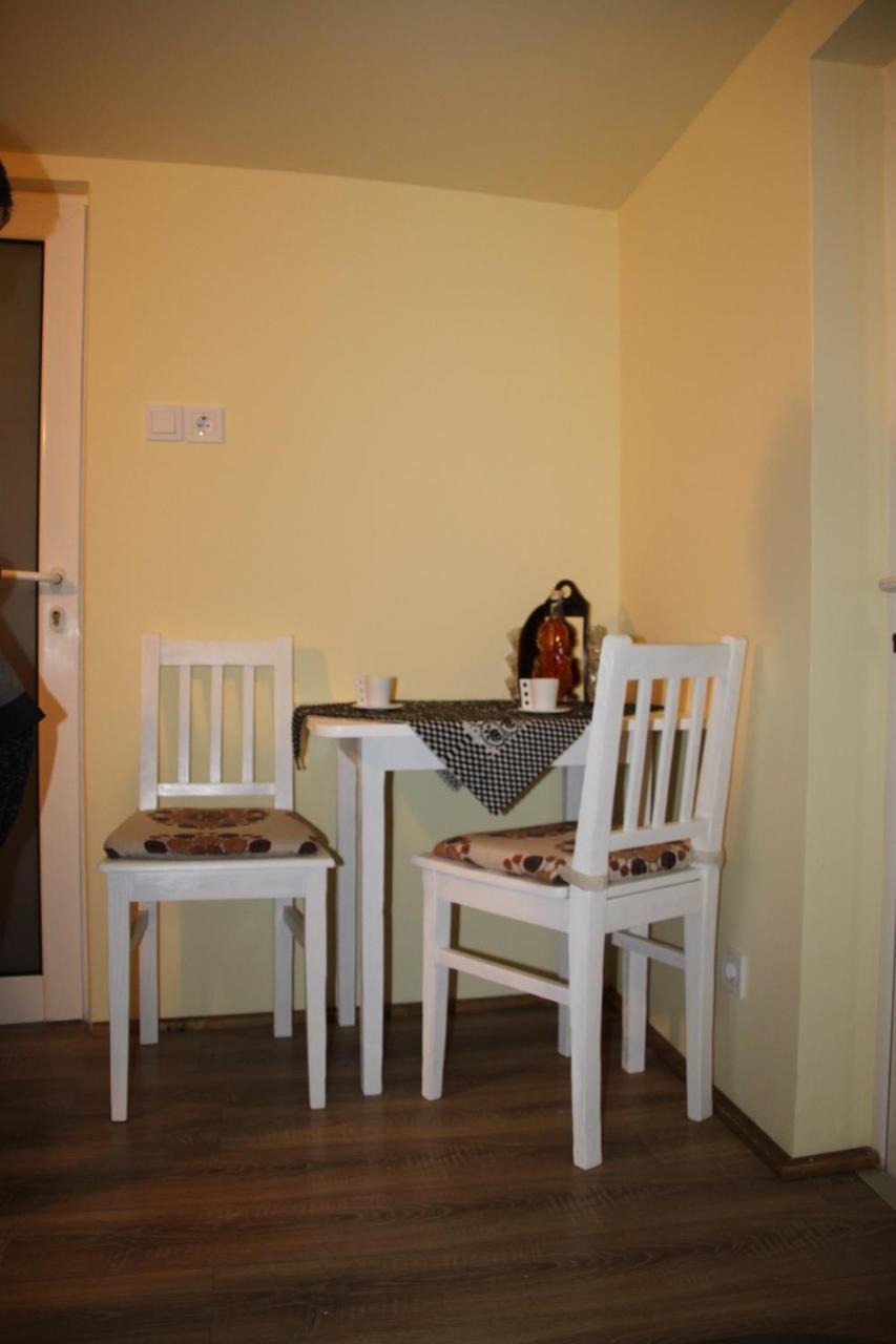 Republicii Rustic Apartament In Brasov City Center מראה חיצוני תמונה