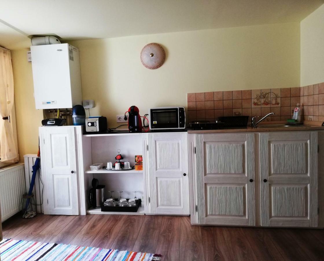 Republicii Rustic Apartament In Brasov City Center מראה חיצוני תמונה